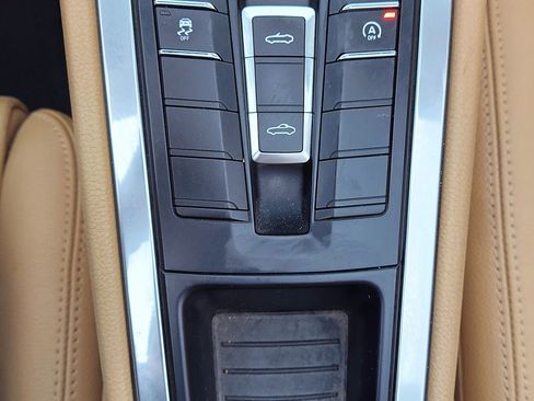 Used 2014 Porsche Boxster image 90