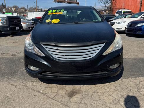 Used 2011 Hyundai Sonata FWD image 1