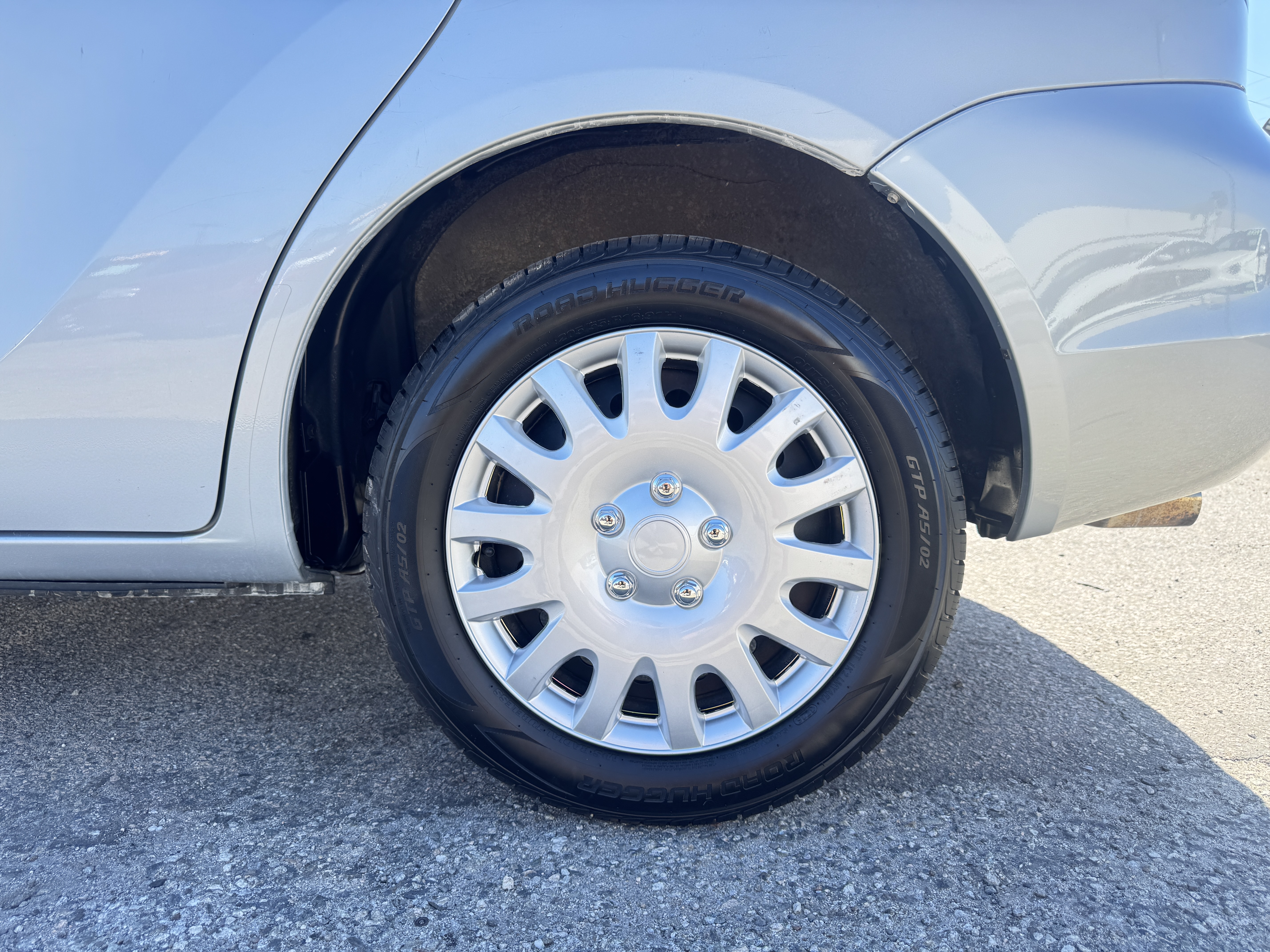 Used 2006 Toyota Matrix UNAVAIL FWD image 15