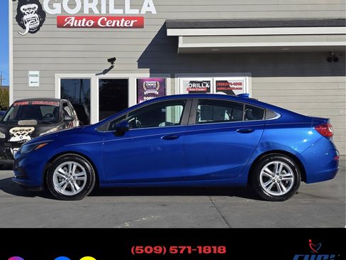 Used 2016 Chevrolet Cruze LT image 4