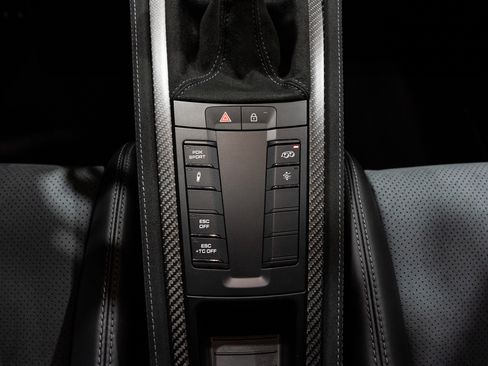 Used 2023 Porsche 718 Cayman GT4 RS RWD image 28