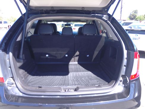Used 2013 Ford Edge SEL FWD image 13