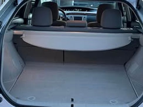 Used 2014 Toyota Prius Two image 15