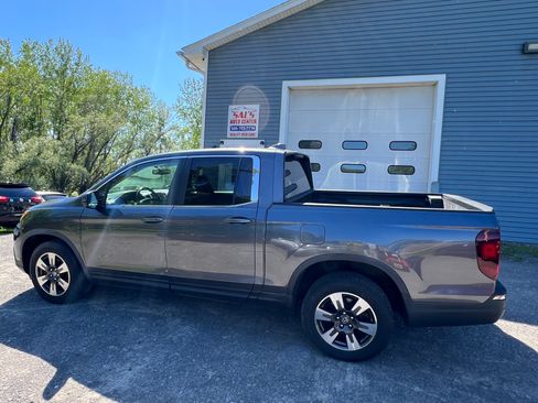 Used 2017 Honda Ridgeline RTL-T image 4
