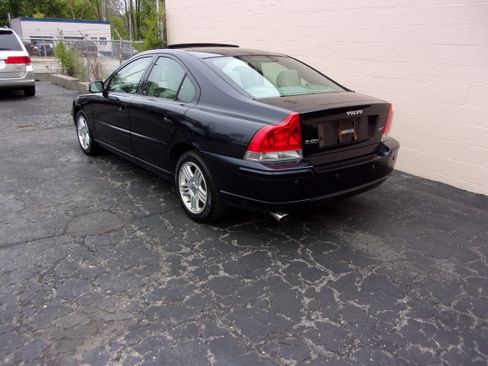 Used 2007 Volvo S60 2.5T FWD image 6