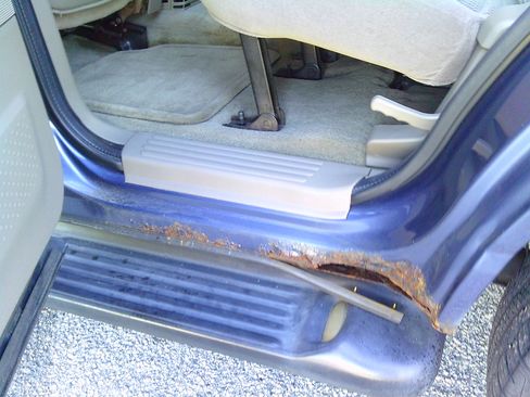 Used 2003 Ford Explorer XLT image 11