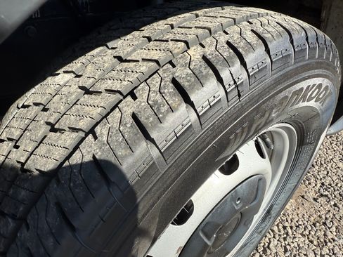 Used 2018 Ford Transit 250 image 15