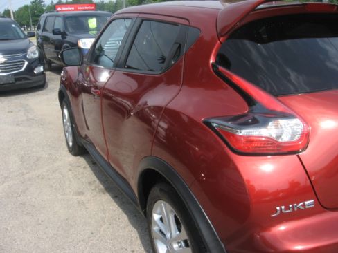 Used 2015 Nissan Juke AWD image 6