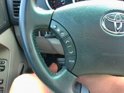 Used 2007 Toyota 4Runner Limited image 49