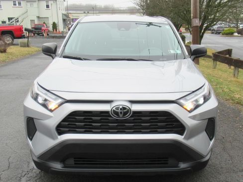 Used 2023 Toyota RAV4 LE image 3