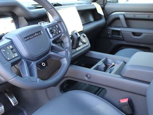New 2026 Land Rover Defender 110 OCTA image 11