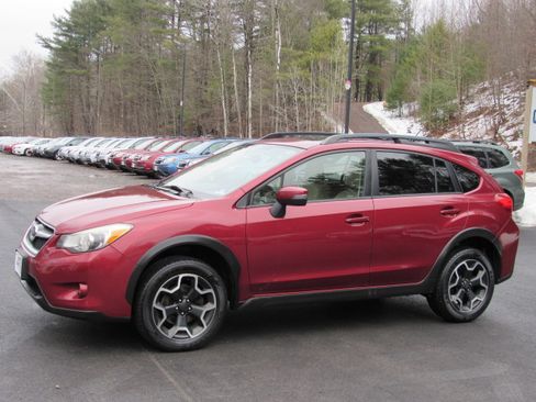 Used 2015 Subaru XV Crosstrek 2.0i Limited image 2