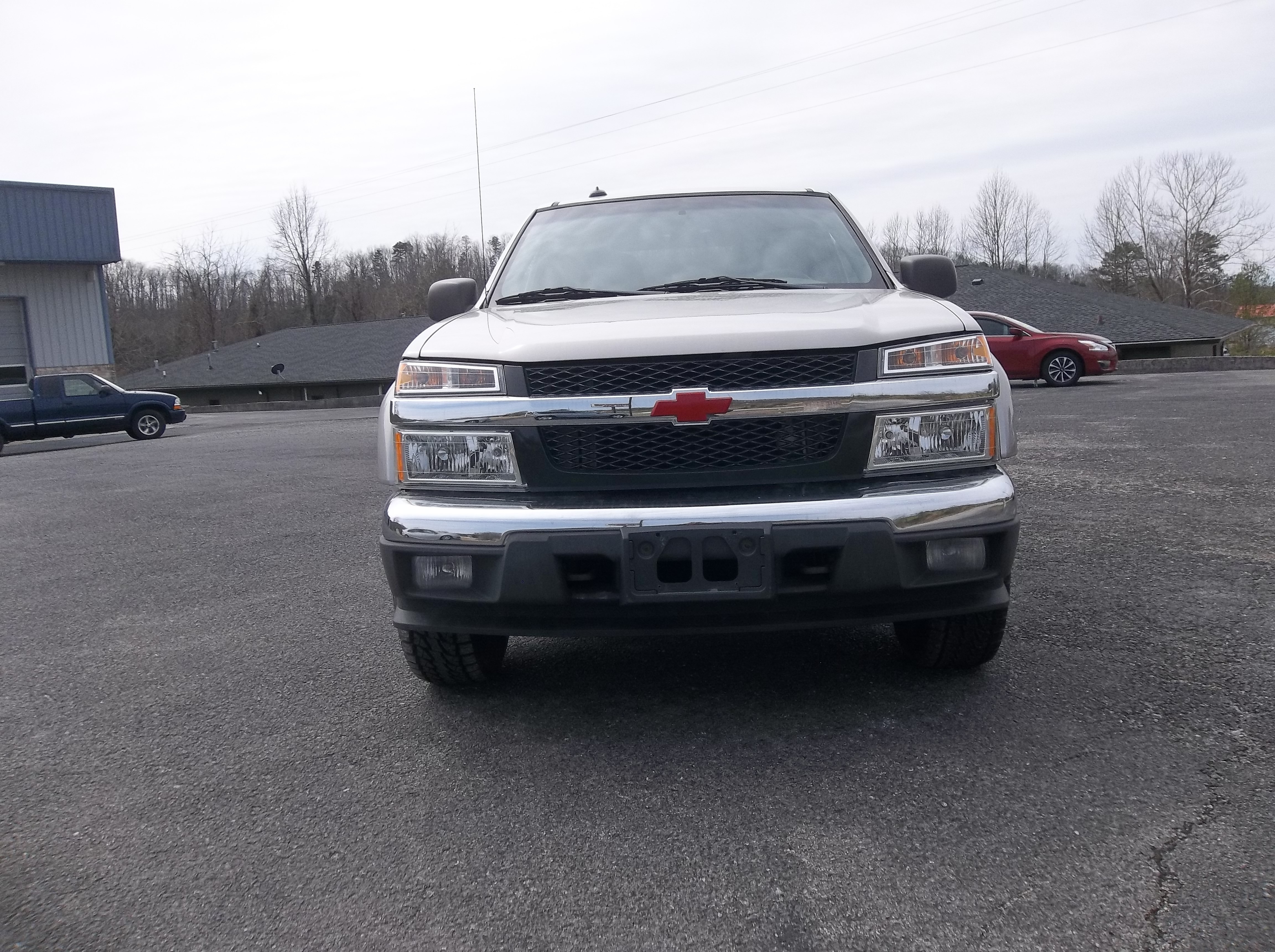 Used 2005 Chevrolet Colorado 4x4 Crew Cab LS image 2