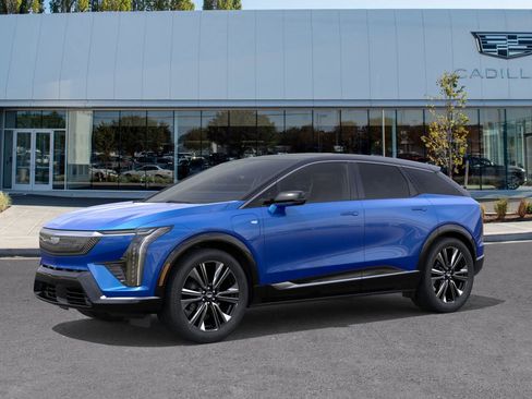 New 2025 Cadillac Optiq Luxury 2 image 2