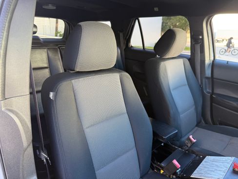 Used 2013 Ford Explorer image 58