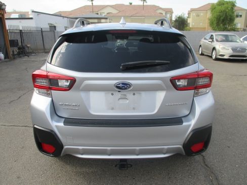 Used 2021 Subaru Crosstrek 2.0i Premium AWD/4WD image 6