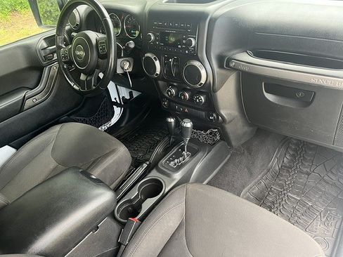 Used 2016 Jeep Wrangler 4WD Sport image 22