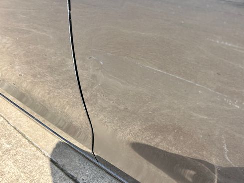 Used 2011 Toyota Camry LE image 25