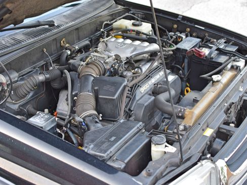 Used 2001 Toyota 4Runner SR5 image 84