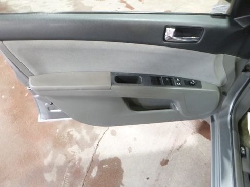 Used 2009 Nissan Sentra 2.0 S image 11