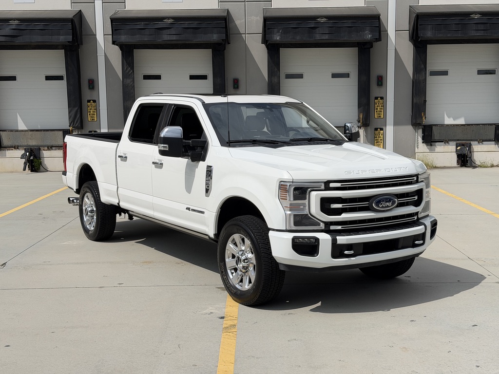 Used 2022 Ford F250 4x4 Crew Cab Platinum image 1