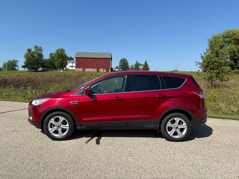 Used 2013 Ford Escape SE image 2