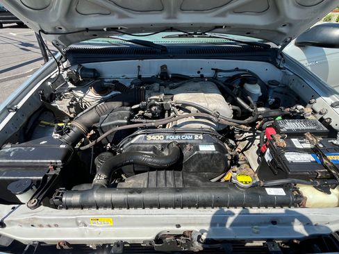 Used 2004 Toyota Tacoma 4x4 Xtracab V6 image 18