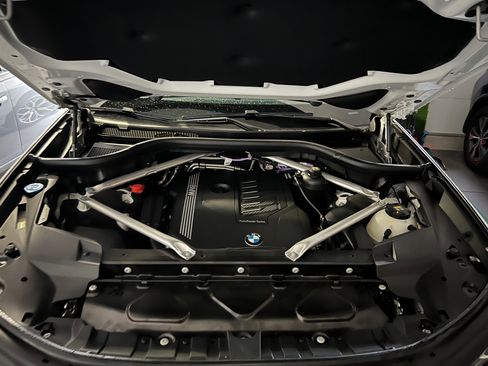 Used 2022 BMW X7 xDrive40i image 18