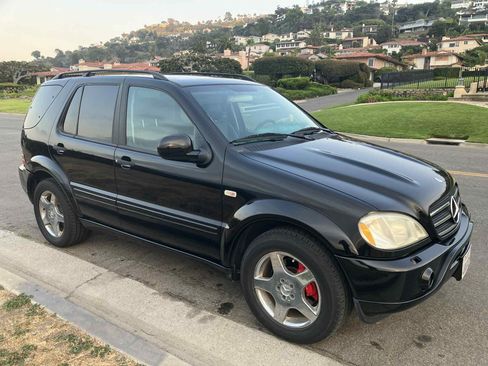 Used 2000 Mercedes-Benz ML 55 AMG image 7