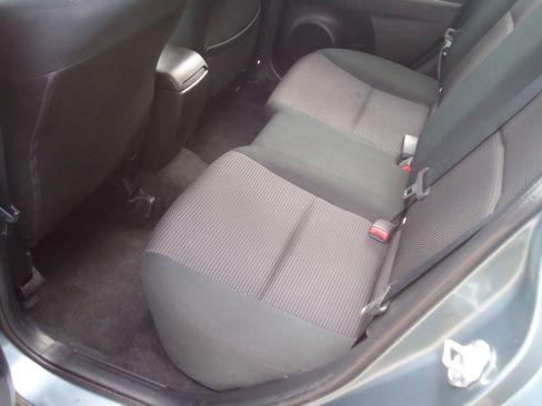 Used 2013 MAZDA MAZDA3 i SV image 10