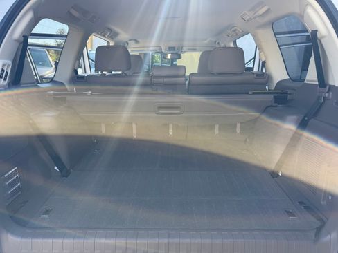 Used 2019 Lexus GX 460 Luxury image 30