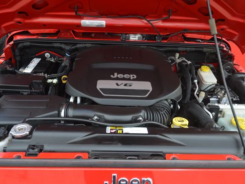 Used 2016 Jeep Wrangler 4WD Unlimited Sport S image 21