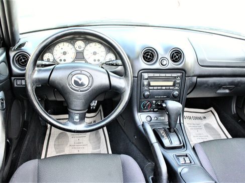 Used 2003 MAZDA MX-5 Miata UNAVAIL RWD image 17