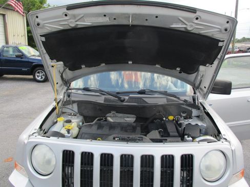 Used 2010 Jeep Patriot 4WD Sport image 51