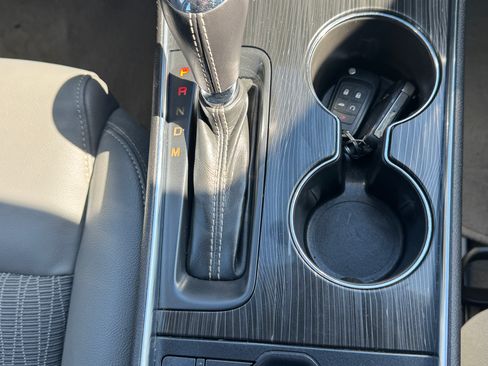 Used 2018 Chevrolet Impala LT image 22