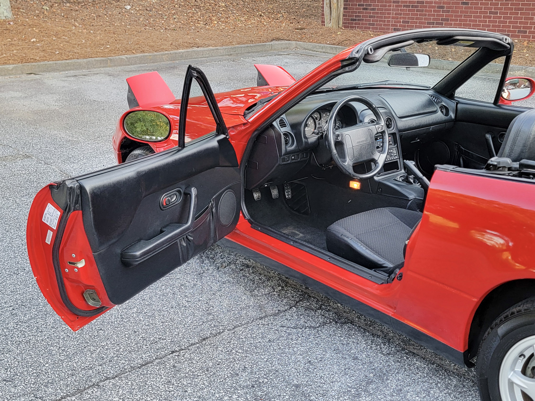 Used 1997 MAZDA MX-5 Miata UNAVAIL RWD image 64