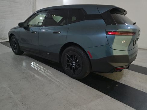 Used 2025 BMW iX xDrive50 image 3