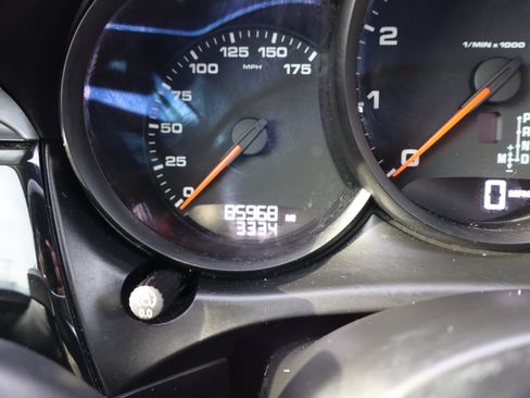 Used 2018 Porsche Macan Sport Edition image 22