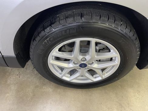 Certified 2022 Ford Edge SEL image 9