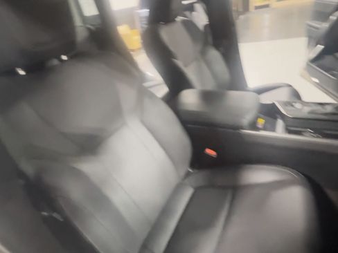 Used 2024 Lexus GX 550 image 15