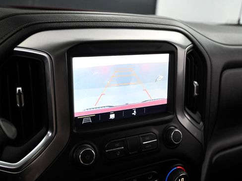 Used 2019 Chevrolet Silverado 1500 RST image 32