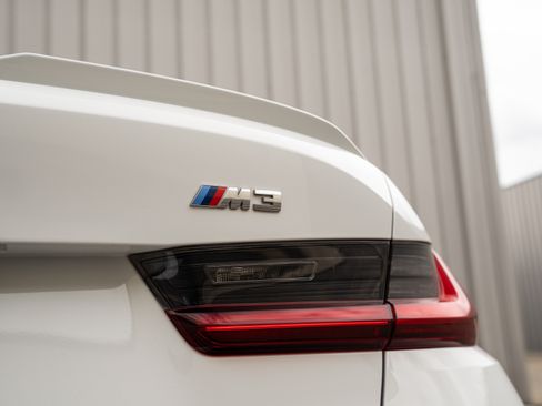 Used 2021 BMW M3 Base image 9