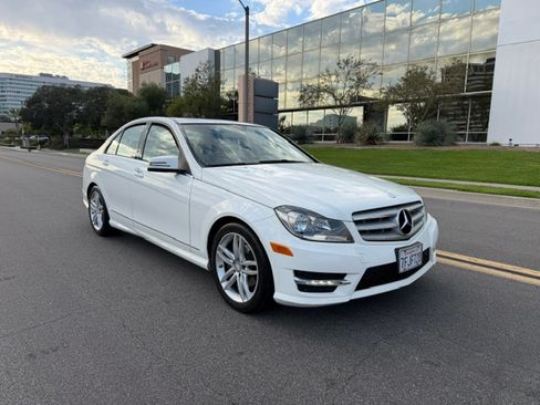 Used 2013 Mercedes-Benz C 250 Luxury image 7