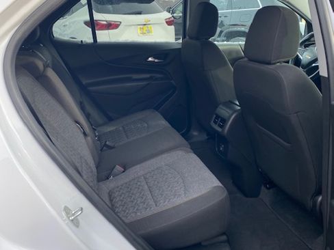 Used 2024 Chevrolet Equinox LT image 16