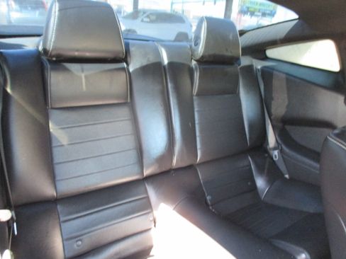 Used 2013 Ford Mustang GT Coupe RWD image 12