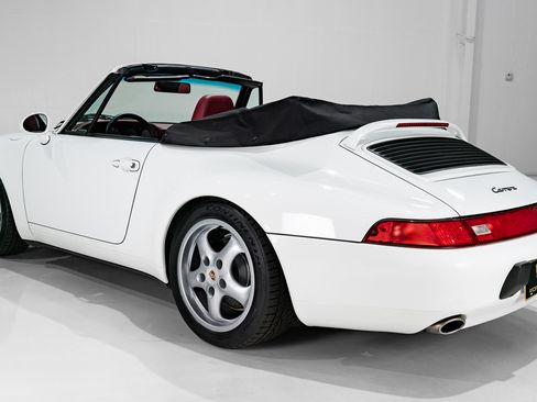 Used 1995 Porsche 911 Carrera image 10