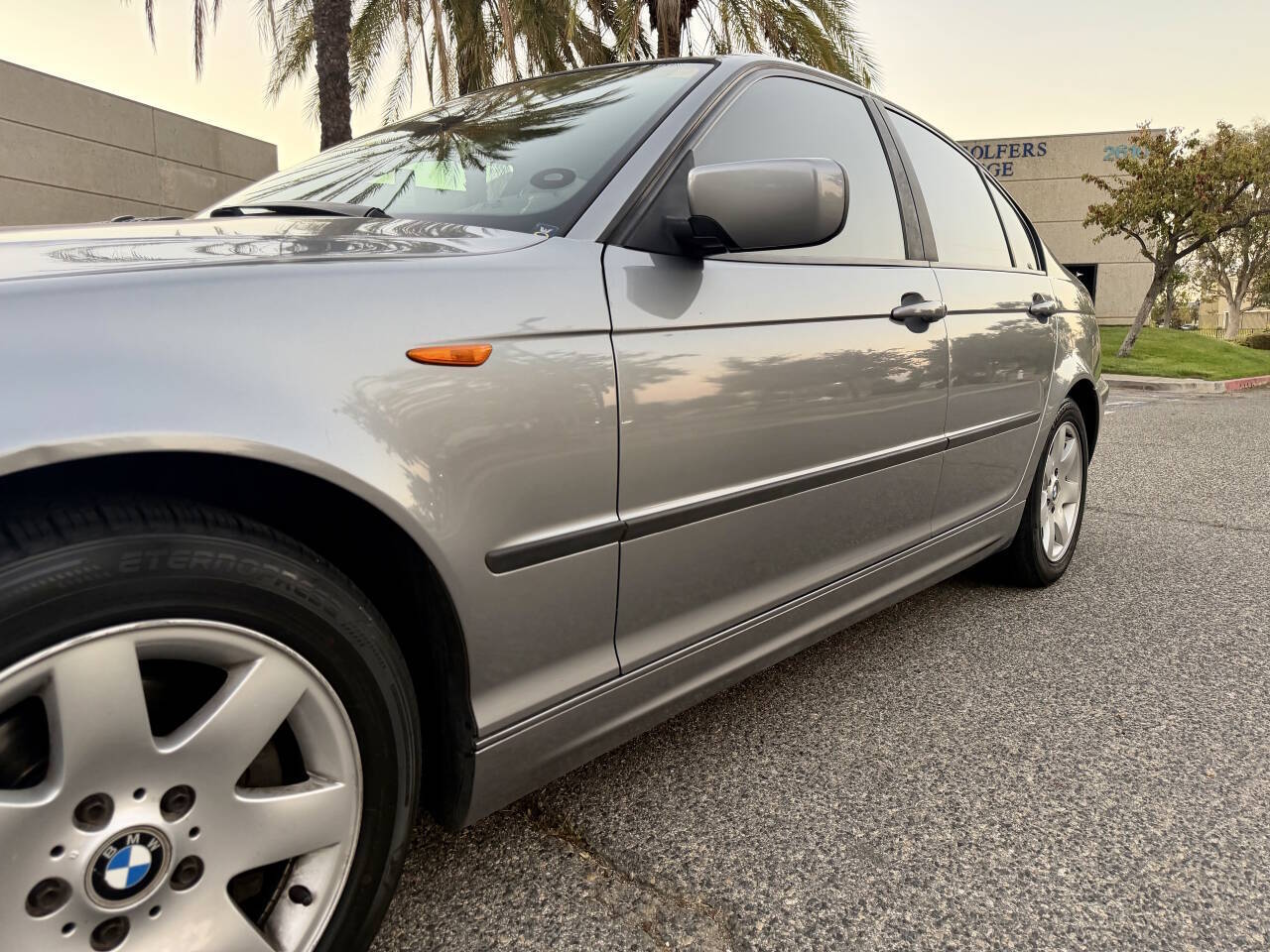 Used 2004 BMW 325i Sedan RWD image 33