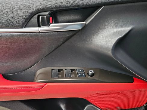 Used 2021 Toyota Camry XSE image 16