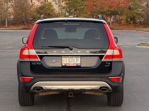 Used 2015 Volvo XC70 T6 Platinum image 4