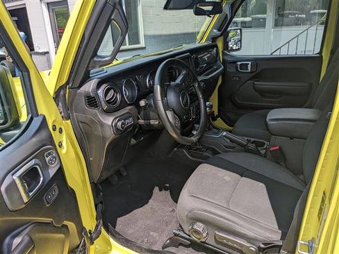 Used 2022 Jeep Wrangler Unlimited Sport image 10